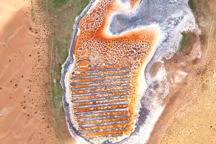 腾格里沙漠藏着一把“大吉他”